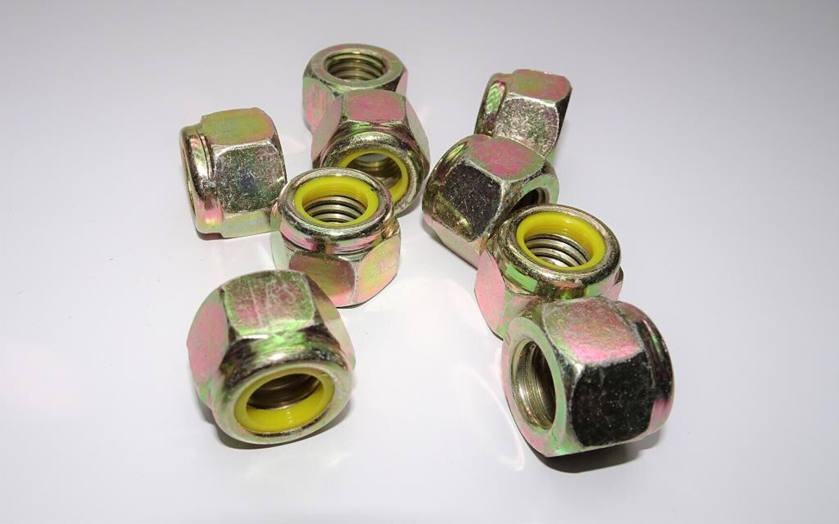 M12 Moer zelfborgend