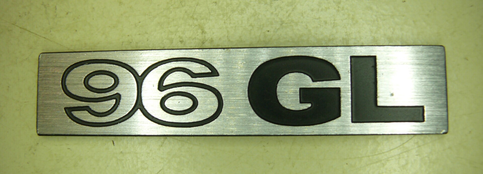 Embleem rechthoekig Saab 96 GL