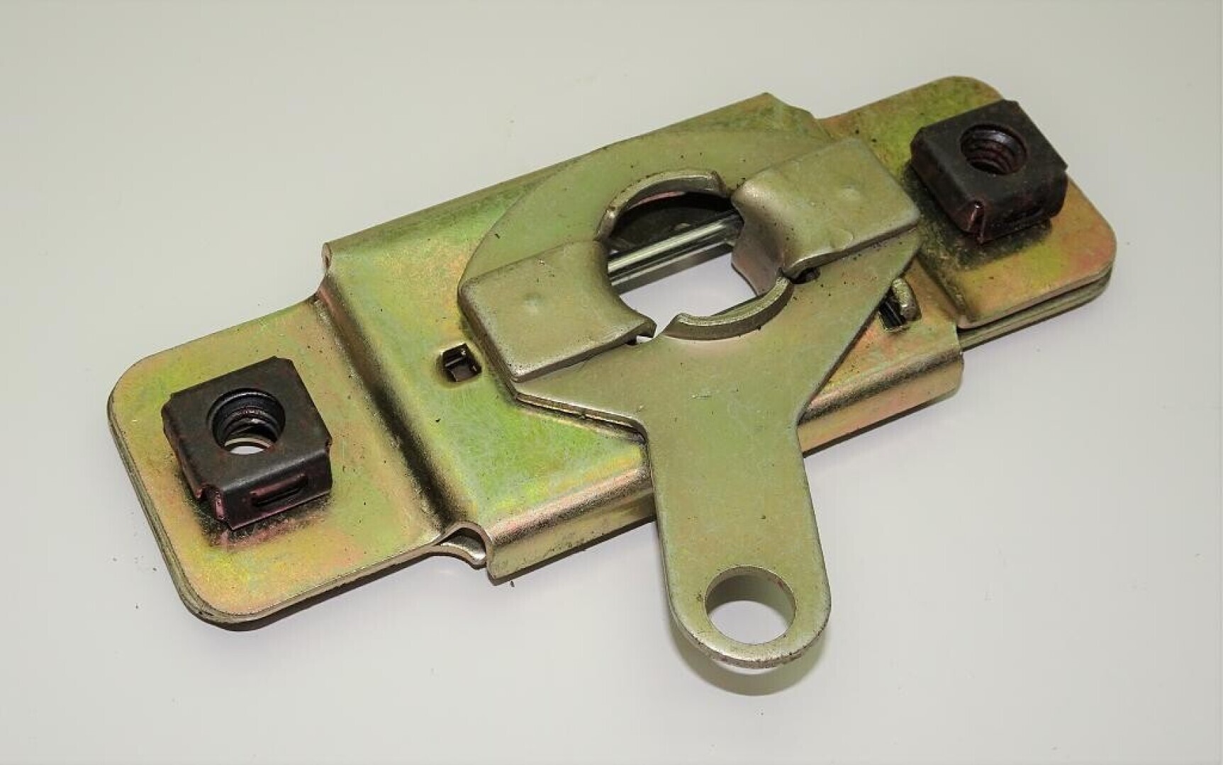 Motorkapslot Sonett 3