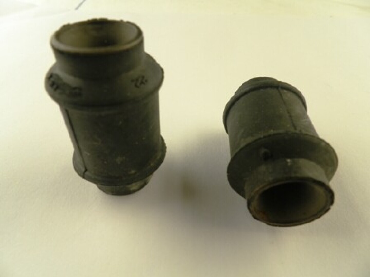 Onderste rubber Panhardstang