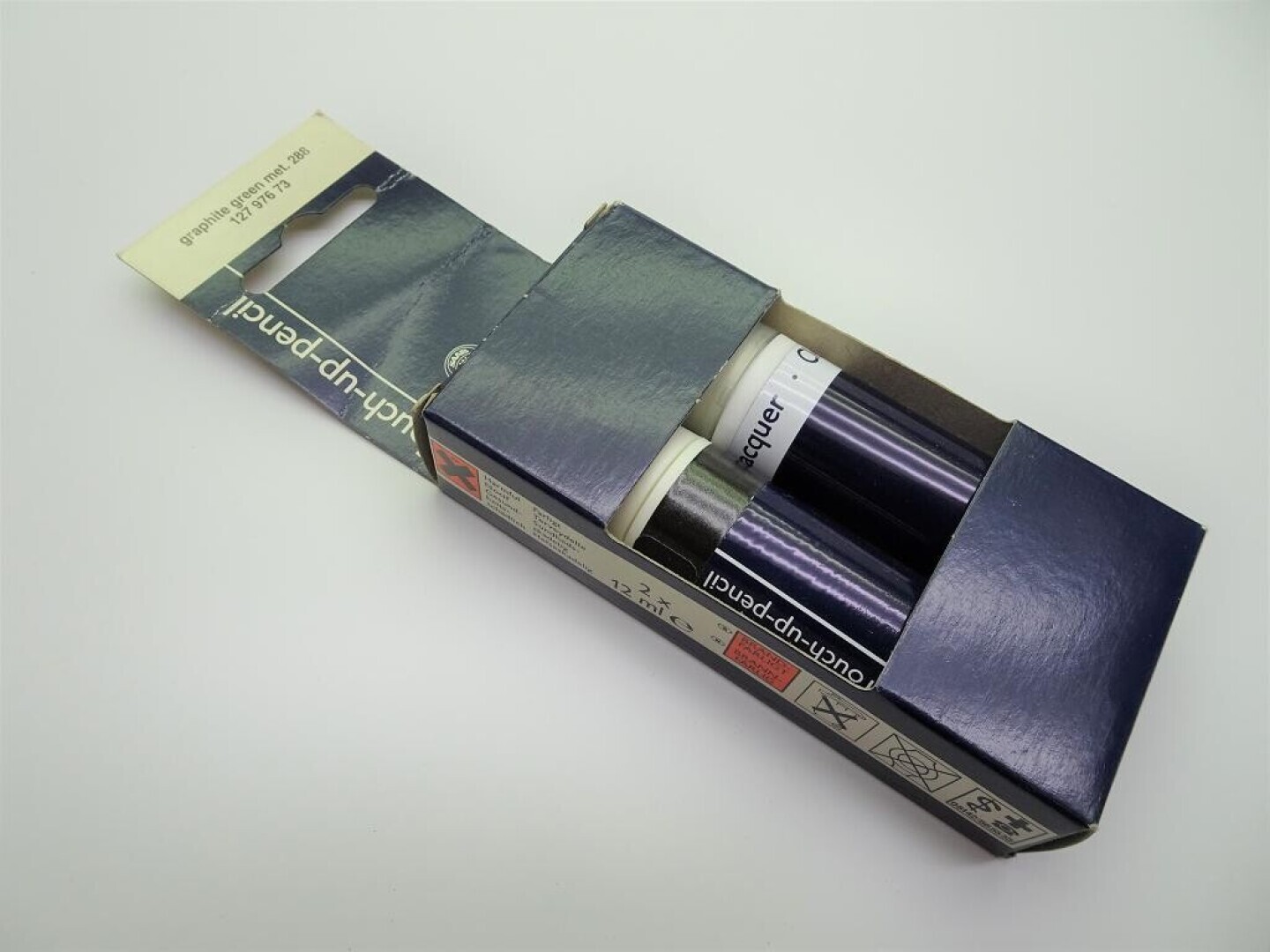 Lakstift graphite green metallic BC 288