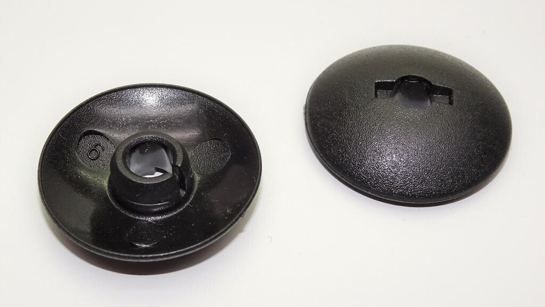 Clip voor bagageruimte bekleding